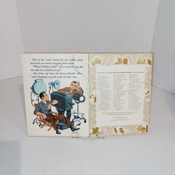 Vtg 1975 Little Golden Books "Mickey Mouse and the Missing Mouseketeers" - Picture 6 of 7